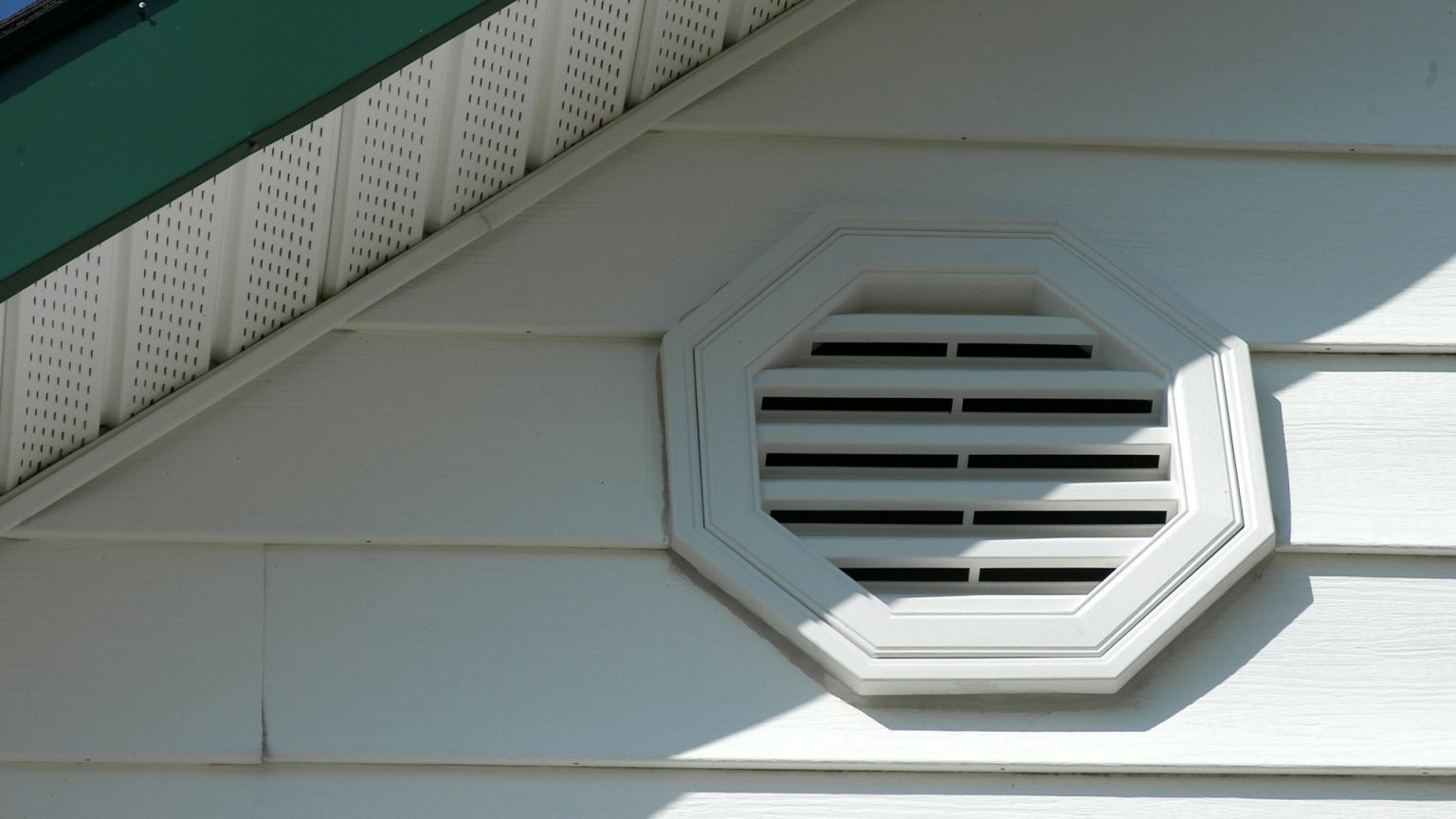 How To Prevent Ice Dams on Your Roof (and How To Get Rid of Them) (2024