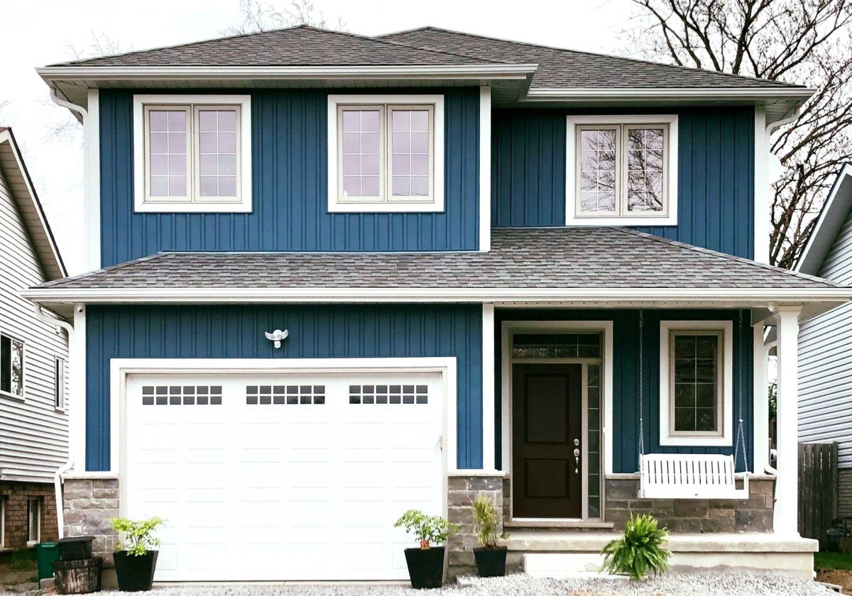 26 Board and Batten Siding Colors With Images and Considerations (2024) Today's Homeowner